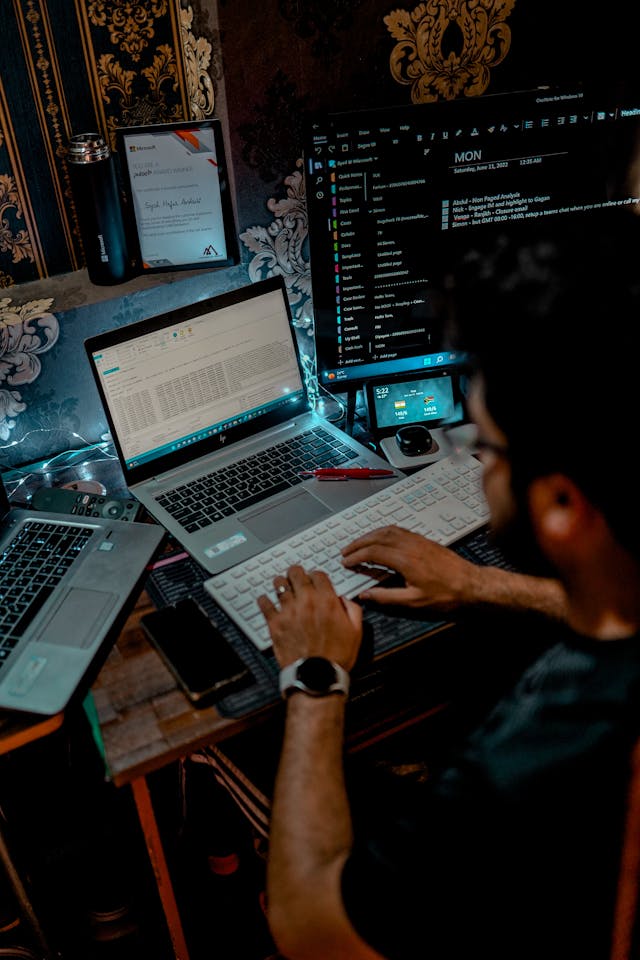 IT Hardware and Software Services